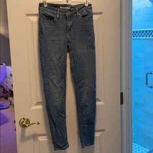 levi’s 711 skinny jeans